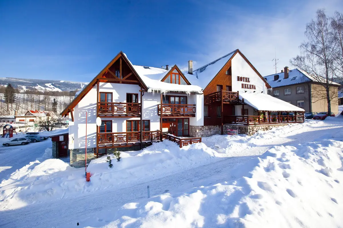 HOTEL HELENA
